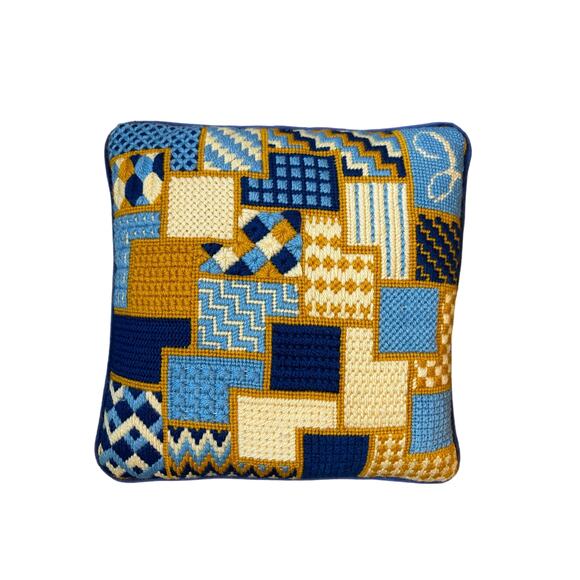 Vintage 70s Handmade‎ Bargello Needlepoint Harvest Gold Blue Throw Pillow Velour - Picture 1 of 5